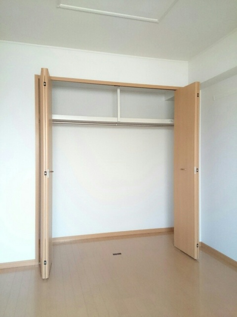 福島県福島市南矢野目荒屋敷 収納