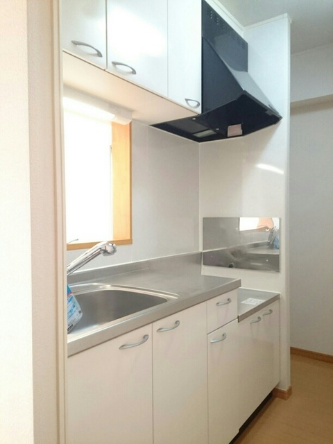 福島県福島市南矢野目荒屋敷 キッチン