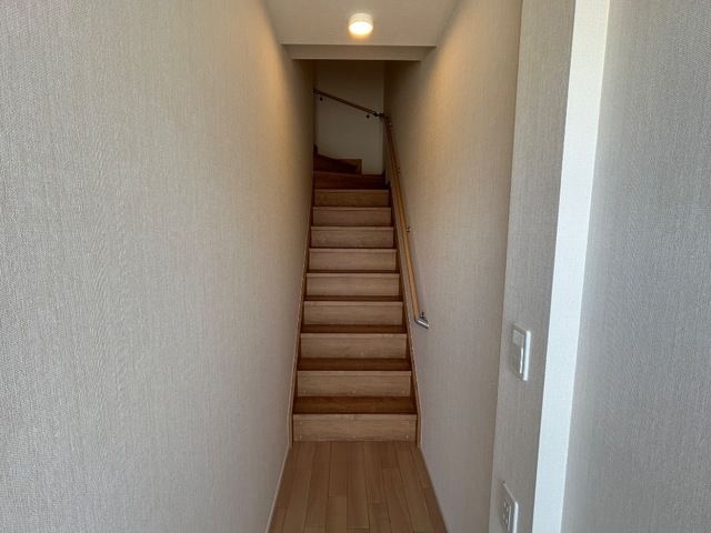 ヴァンベール六番館 玄関