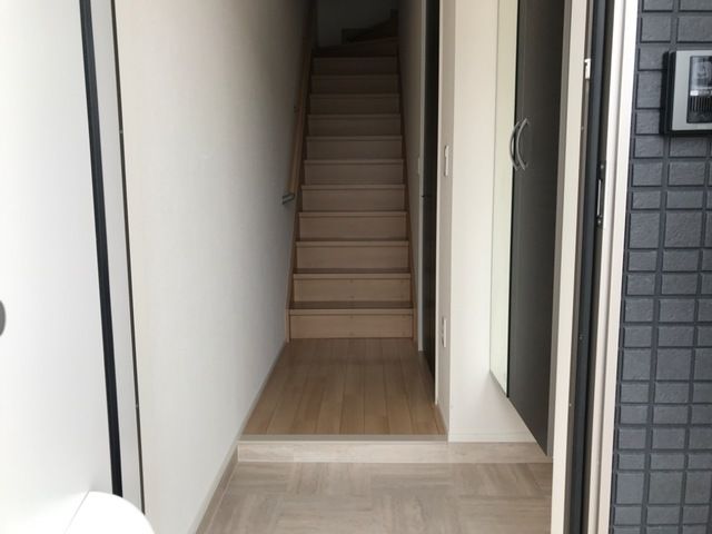 グランシティ 玄関