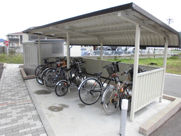 アメニティー 駐車場