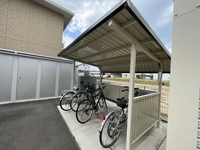 グランメールⅡ 駐車場