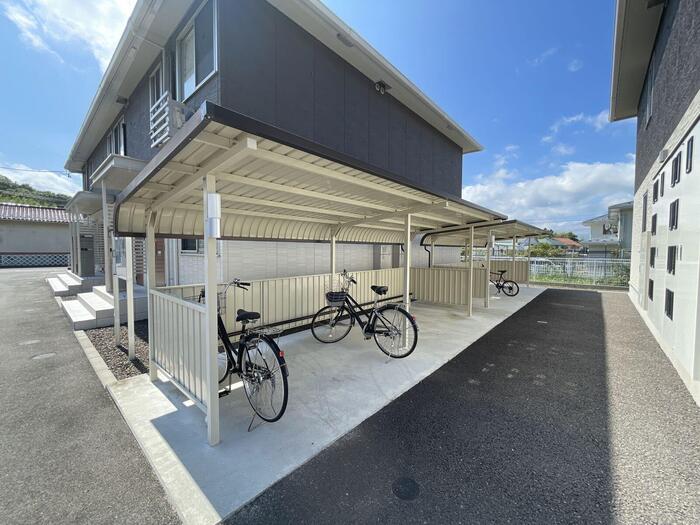 サンテラス　Ｂ 駐車場