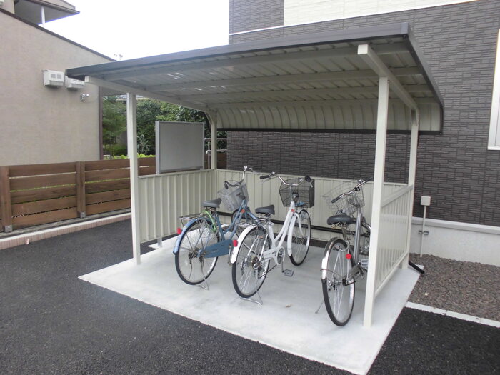 プティ・アンジュ 駐車場