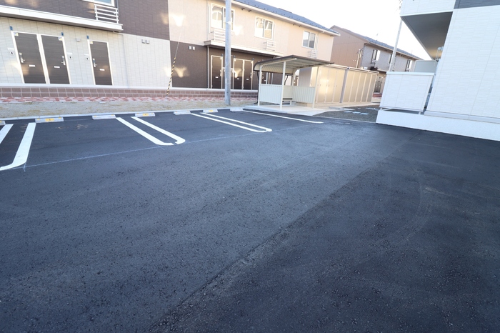 ロイジェントパークス野田町5丁目 C棟 駐車場
