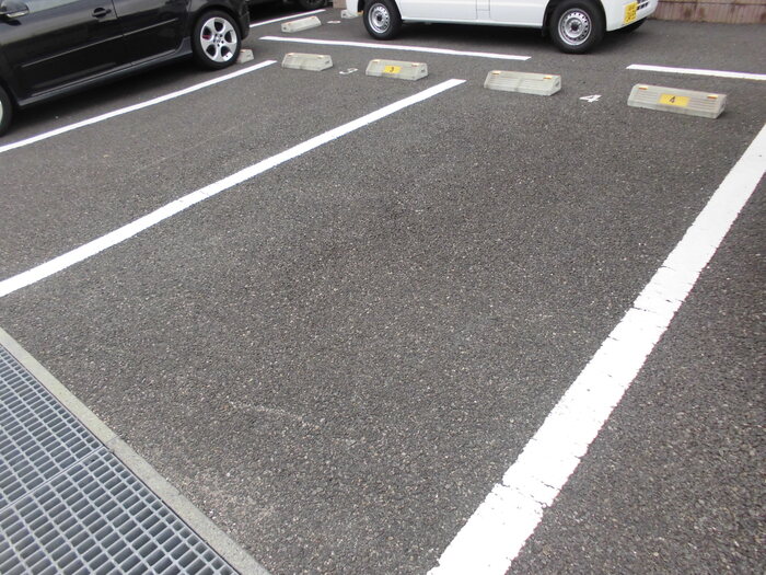 Ｄ－ｒｏｏｍ平野 駐車場