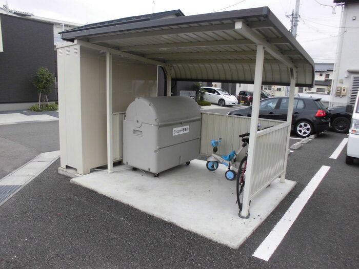 Ｄ－ｒｏｏｍ平野 駐車場