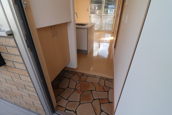Ｄ-ＲｏｏＭ渡利 玄関