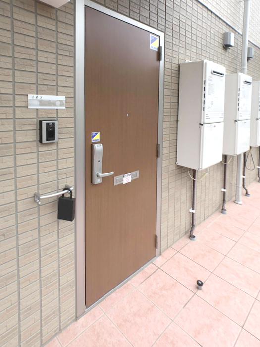 Ｄ－ｒｏｏｍ椿 玄関