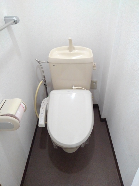 ガーデンヒルズⅡ トイレ