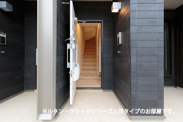 ウエストコート 玄関