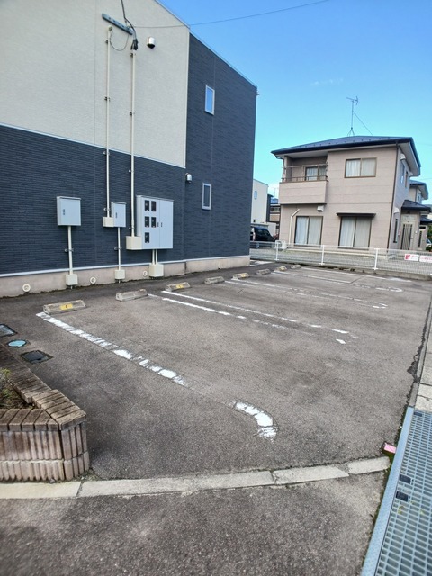 トラステージ・Ⅱ 駐車場