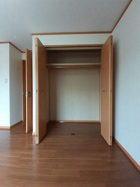 プリュジュールＢ 収納