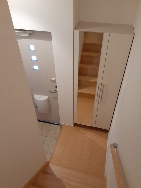 ウエストハイツ　和 玄関