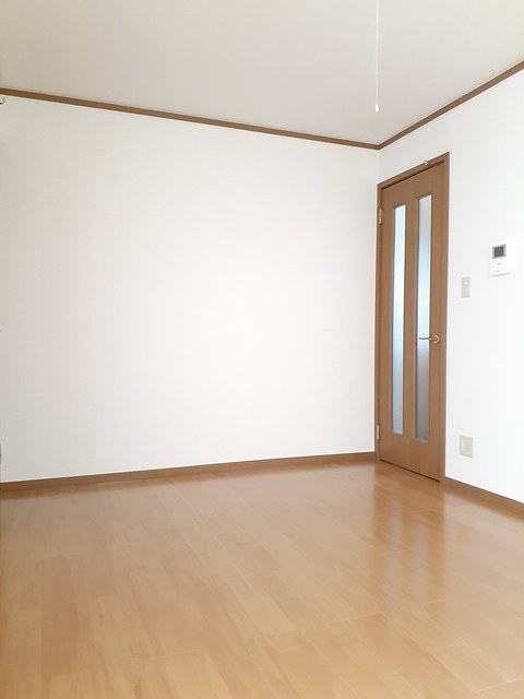 エスコーポ その他