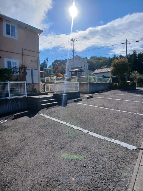 エスコーポ 駐車場