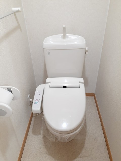 福島県伊達郡川俣町鶴沢鶴東 トイレ