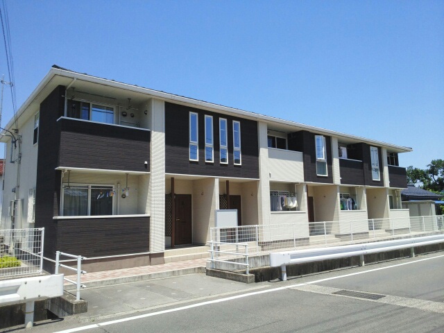 福島県福島市佐倉下二本榎 外観