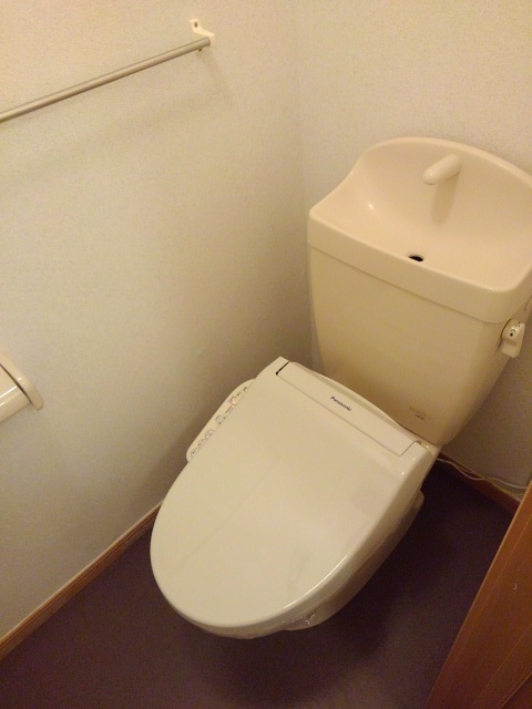 福島県伊達郡桑折町諏訪 トイレ
