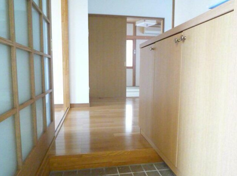 カーサ宮下A 玄関
