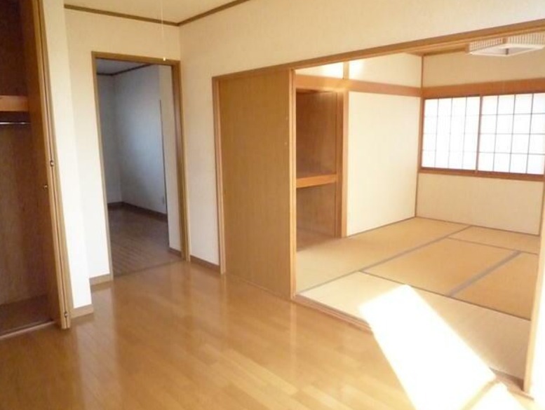 カーサ宮下A リビング