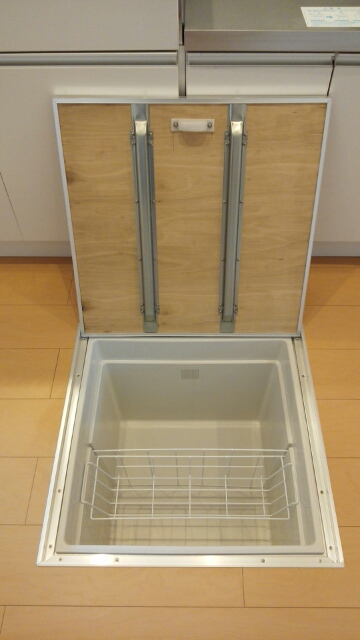 クレアホーム 収納