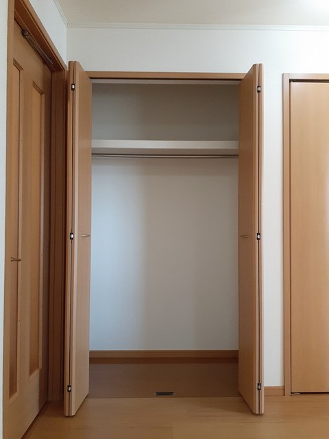 グランソレイユ諏訪Ⅱ 収納