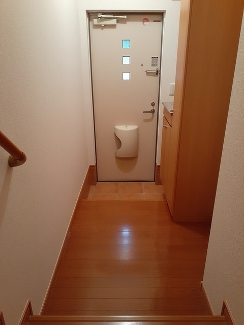 コニファーヒルⅡ 玄関