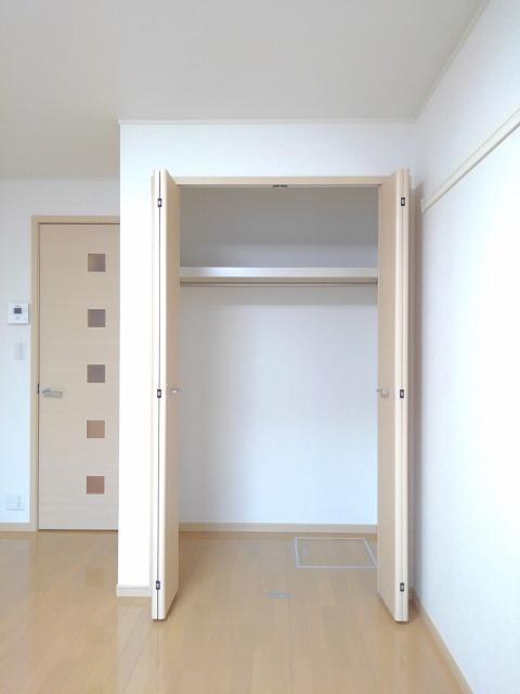 セントラルサイドＢ 収納