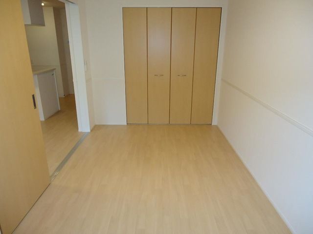 アース・御山 リビング
