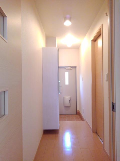 コンフォールⅠ 玄関