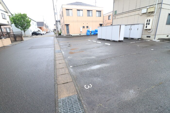 アインマール　Ｃ 駐車場