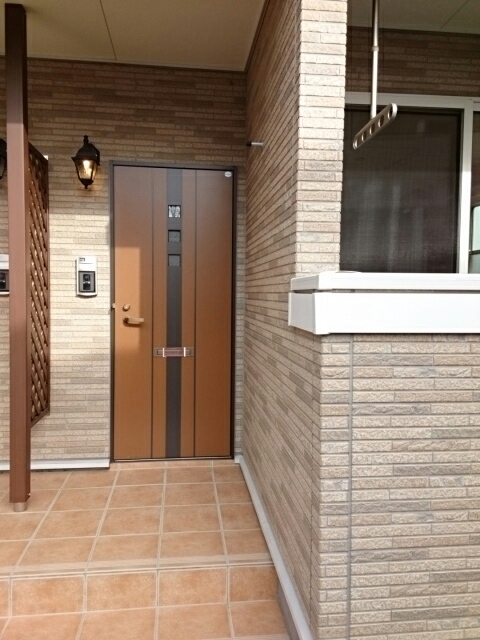 サンライズ　ムサシ 玄関