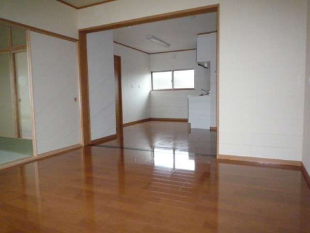 ラフィネ弥生町 その他