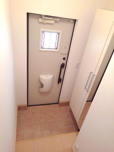 ヒルズタウンⅠ 玄関