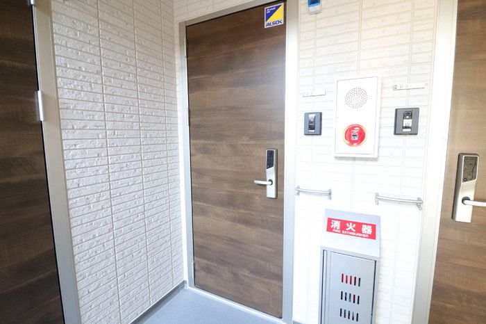 Ｄ－ＲＯＯＭ　野田町 玄関