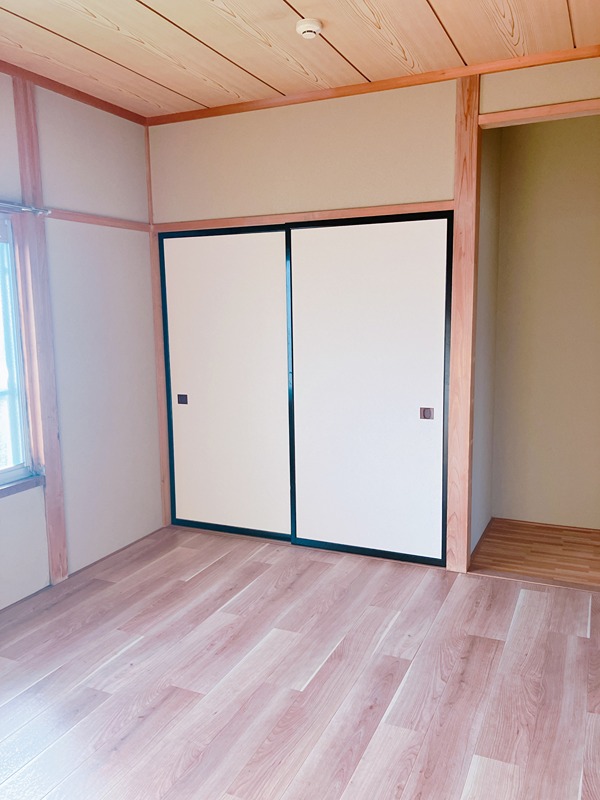 エアリーハイツB 収納