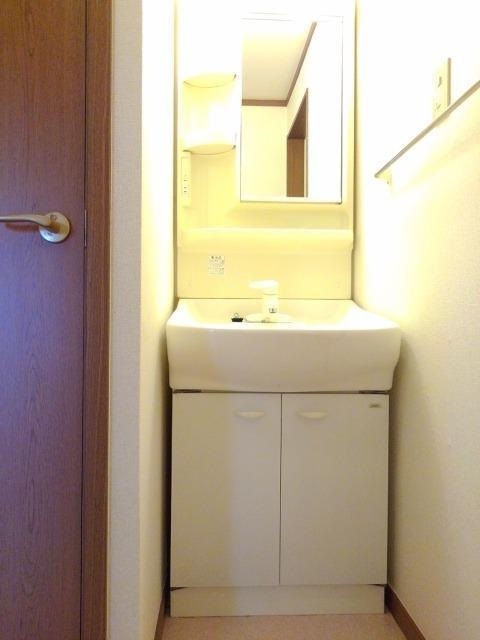 エトワールＫ・Ｂ 洗面所