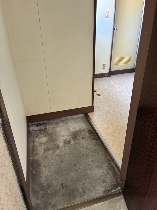 和田アパート 玄関