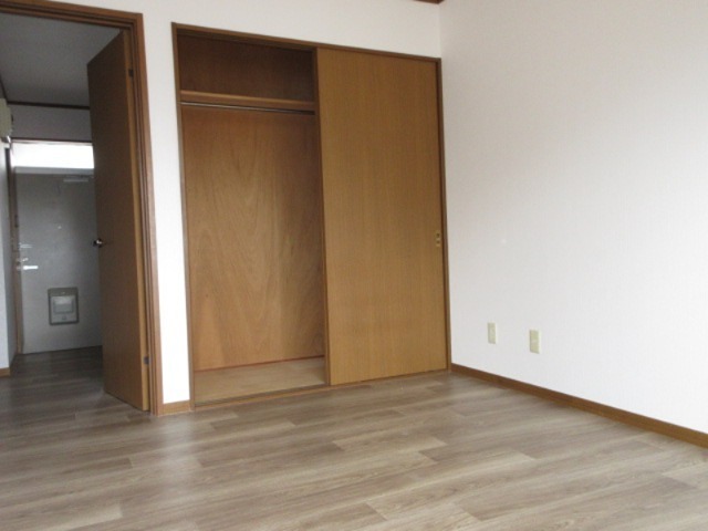 スカイハウス栄 収納
