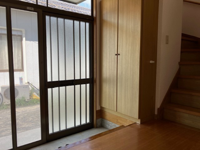 斎藤貸家 玄関