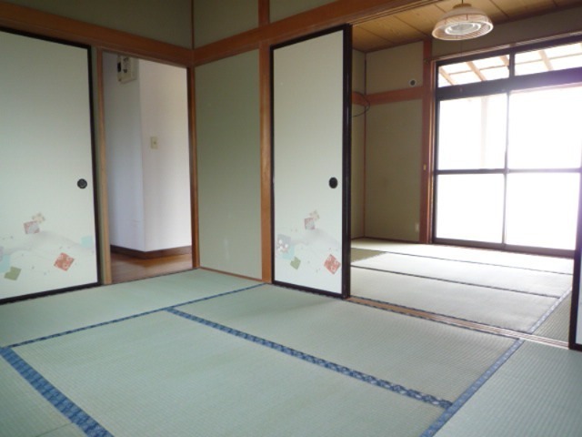 石田貸家 ベッドルーム