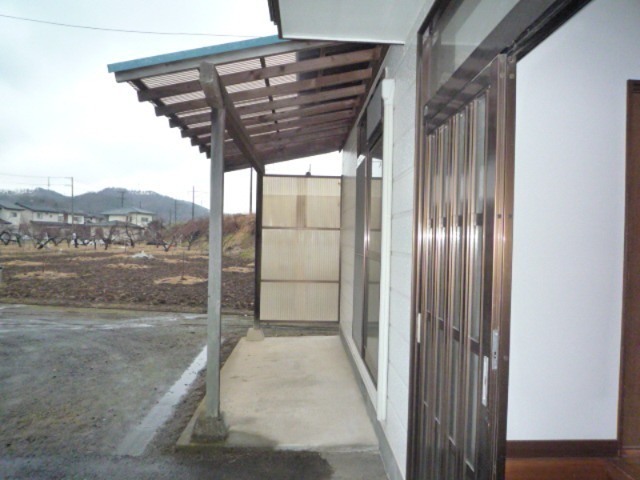 石田貸家 ベランダ