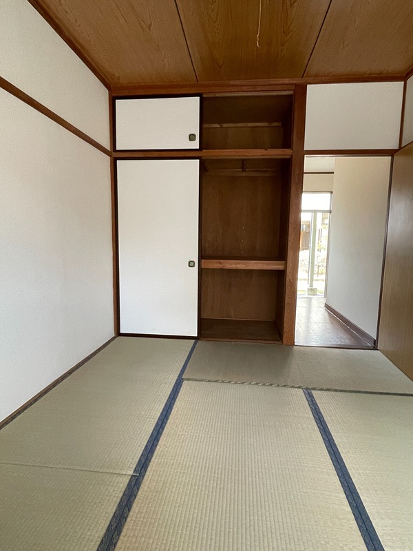 ハイツ渡辺 収納