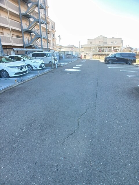 パールヒルズ大森 駐車場