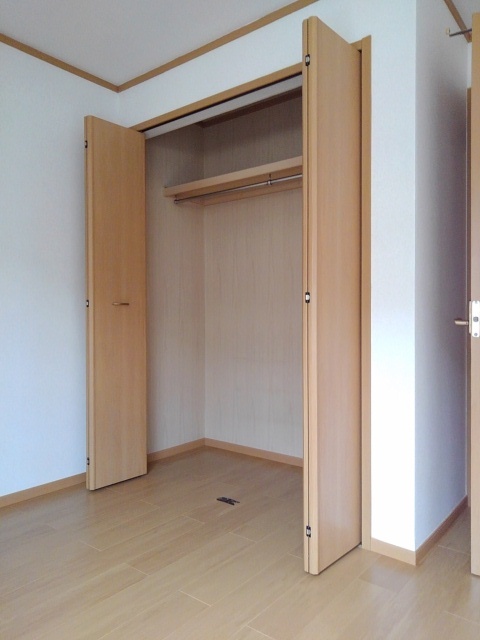イーストガーデンＡ 収納