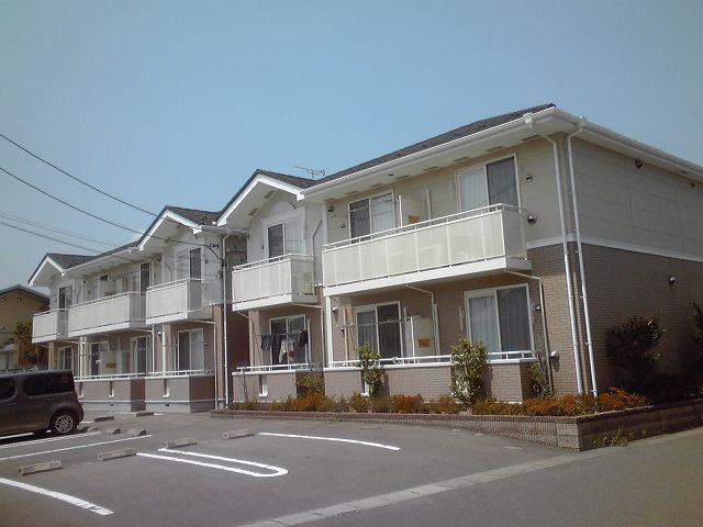 イーストガーデンB 外観