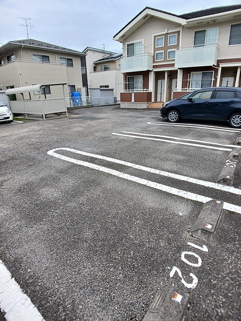 パークハイグランドⅦ 駐車場