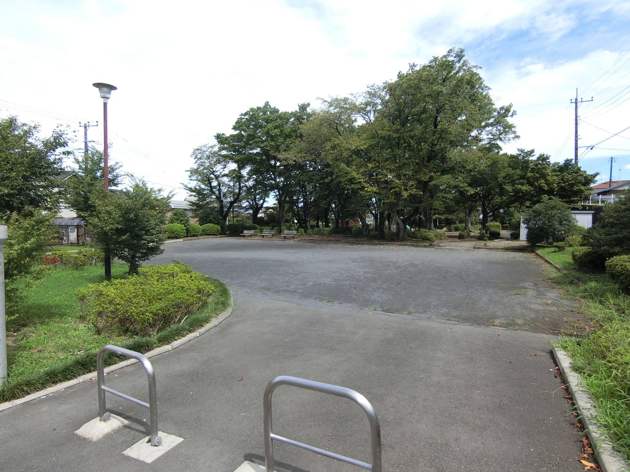 ベルクめじろ台 公園