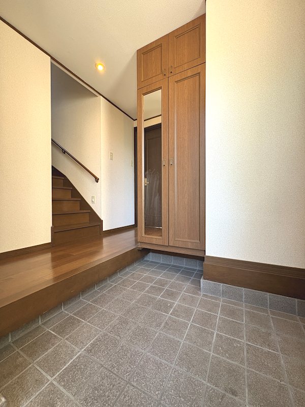北烏山６丁目戸建 玄関
